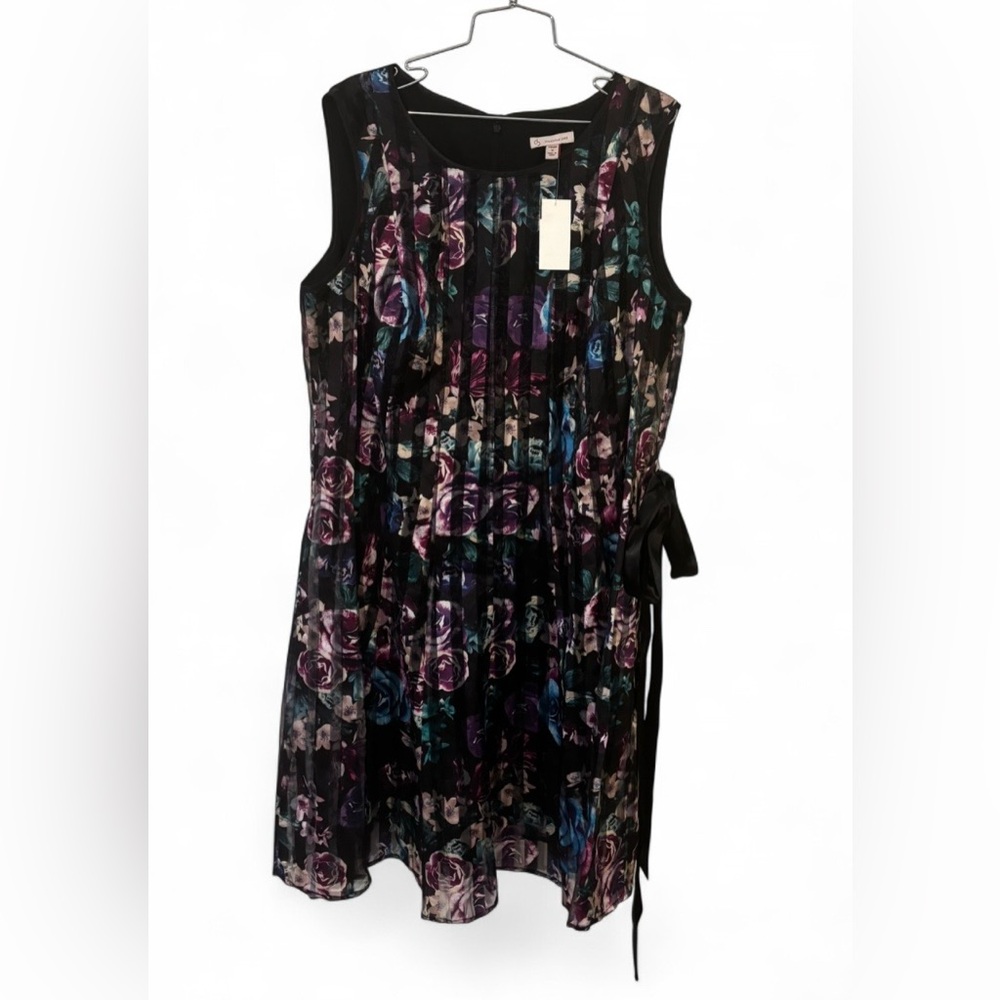 NWT Dress Barn Plus Size Pleated Sheer Floral Sleeveless Dress